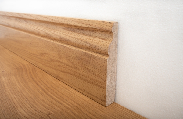 Lacquered Solid Oak Skirting Board 120 x 20mm - SW2