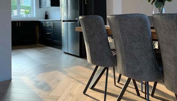 Invisible Oil Finish: The Light Oak Floor You Need To Match With Any Interiors
